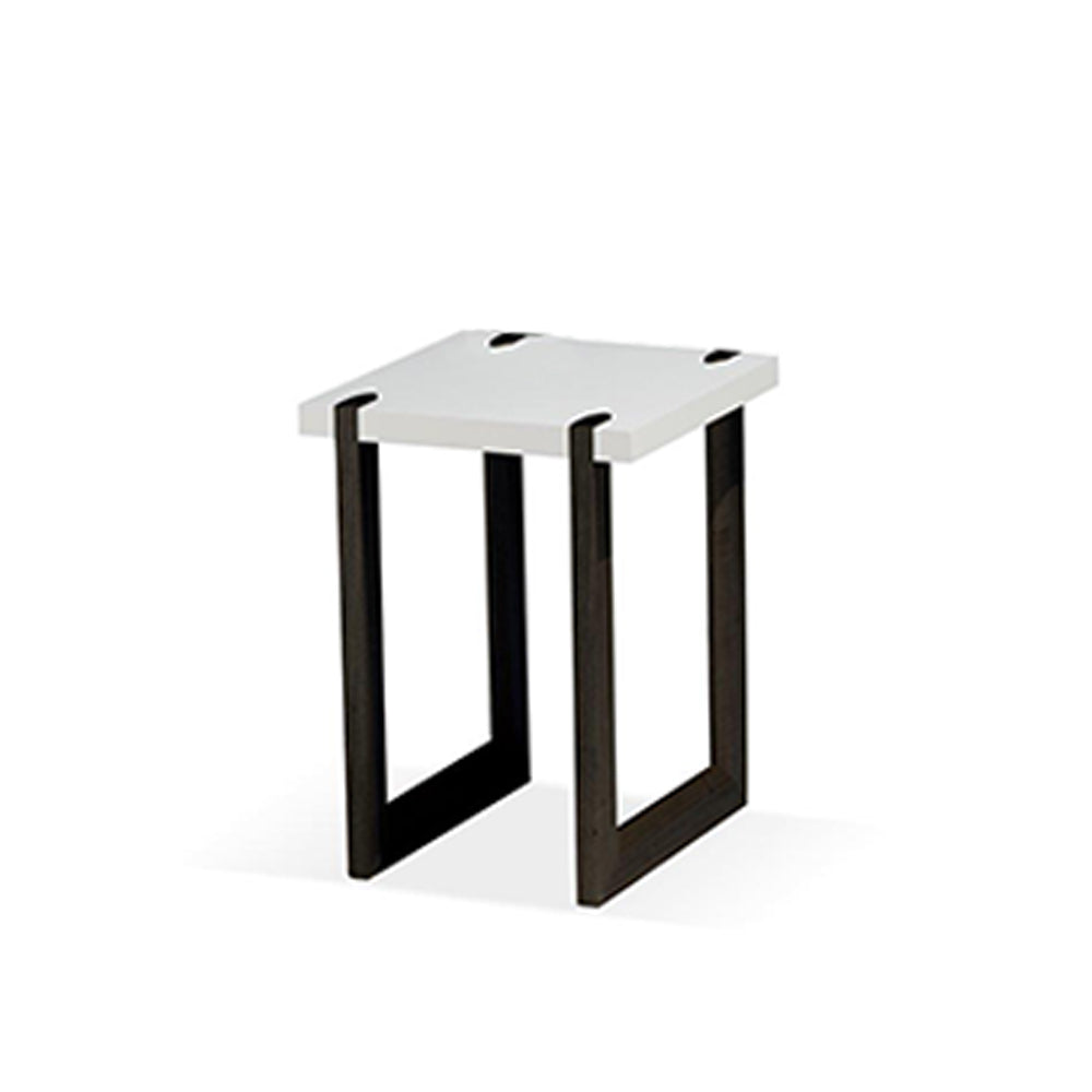 10504 End Table
