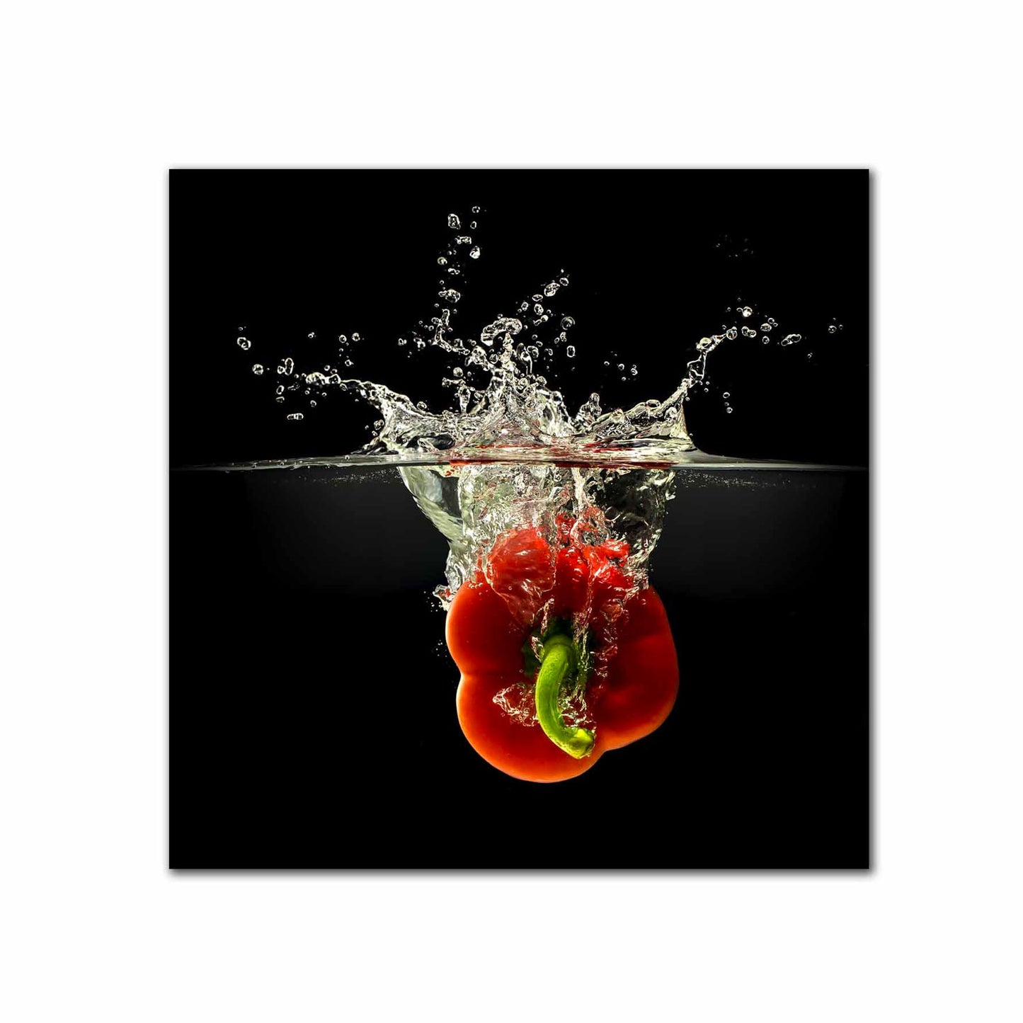SUF8 RED PEPPER IN WATER 24X24