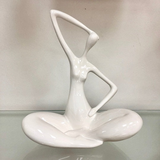 D875 Yoga Woman