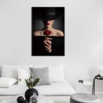 SU-72809 WOMAN WITH RED ROSE 47X32 TG