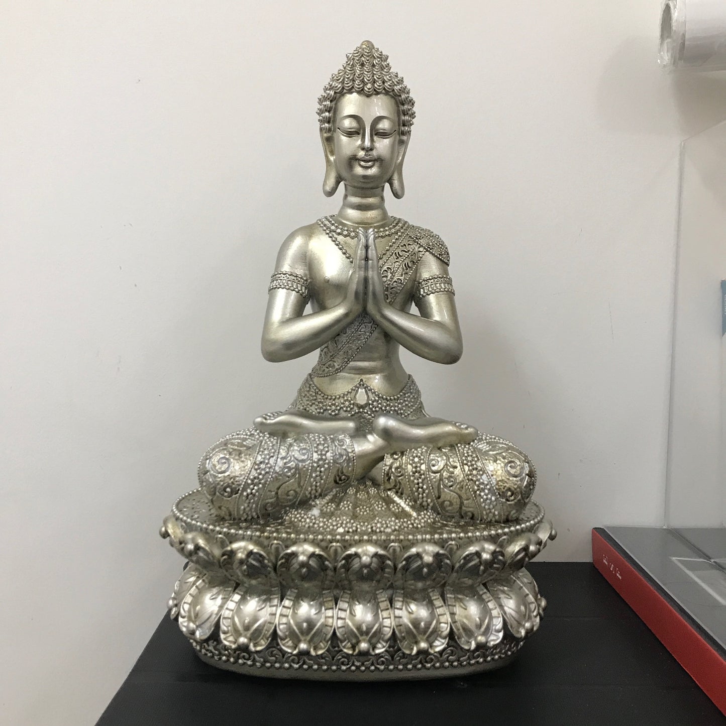 D972 Meditating Buddha